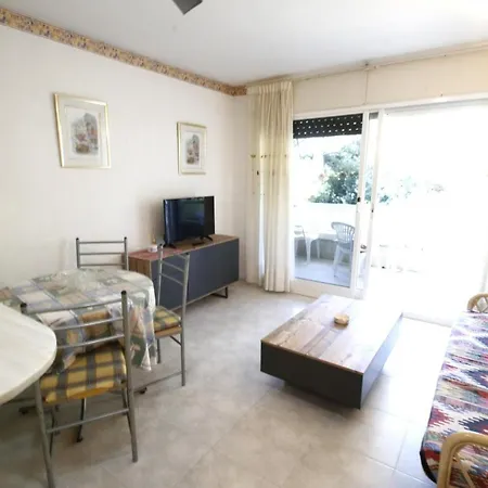 Adriana 201 Apartment